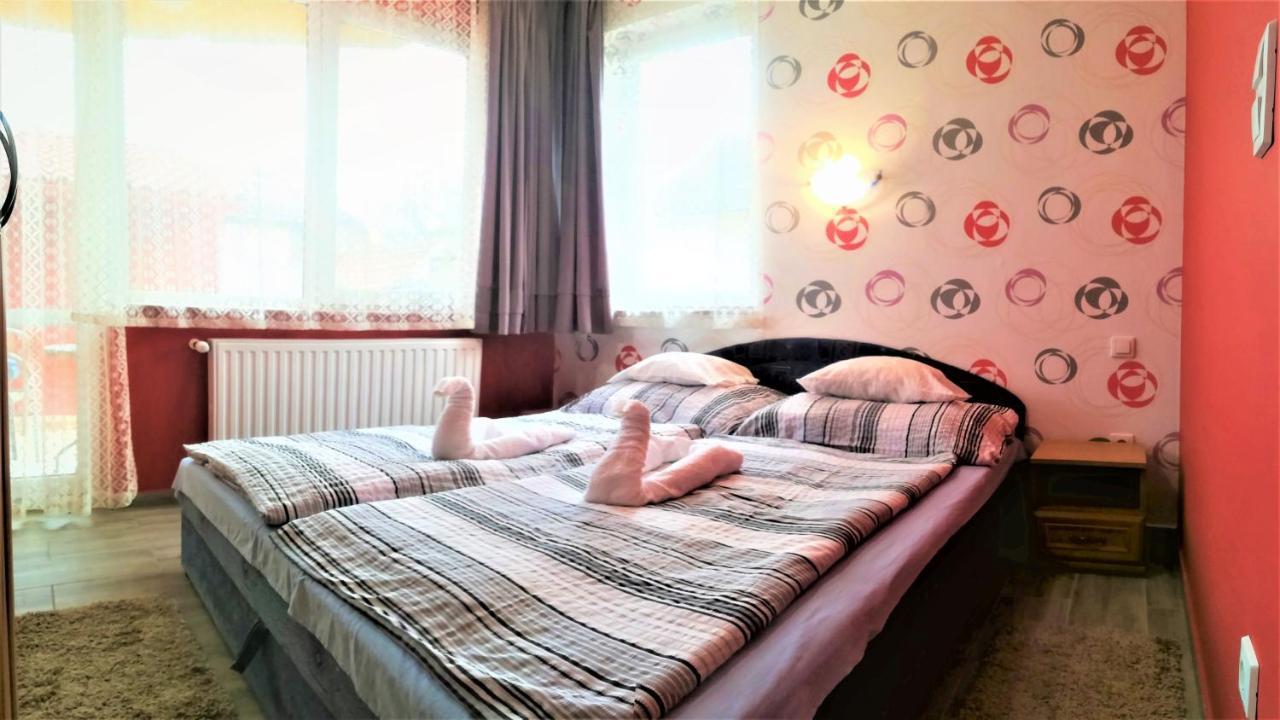 Fortuna Apartman Hajdúszoboszló Eksteriør billede