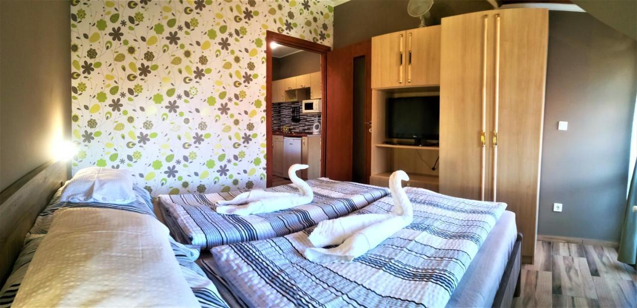 Fortuna Apartman Hajdúszoboszló Eksteriør billede